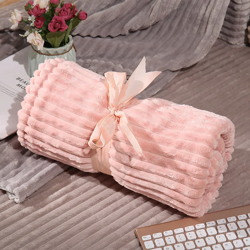 

Fashion Flannel small blanket thickened nap blanket summer office air conditioning cover leg blanket Four Seasons Cover Blankets