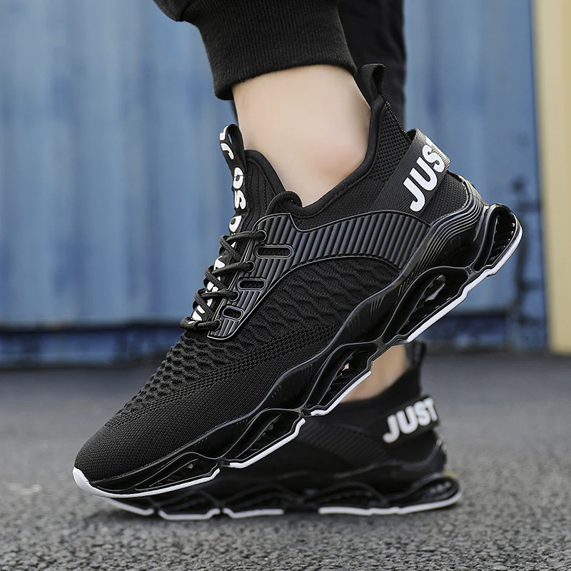 

Mring men's shoes 2020 new breathable lightweight tide shoes flying woven mesh shoes wild men's shoes blade casual sports shoes