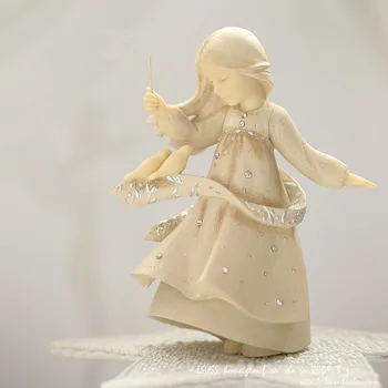 

Lovely Little Girl Conductor Home Decoration Desktop Ornament Hallway Decoration Girl's Room Decor Birthday Wedding Gift