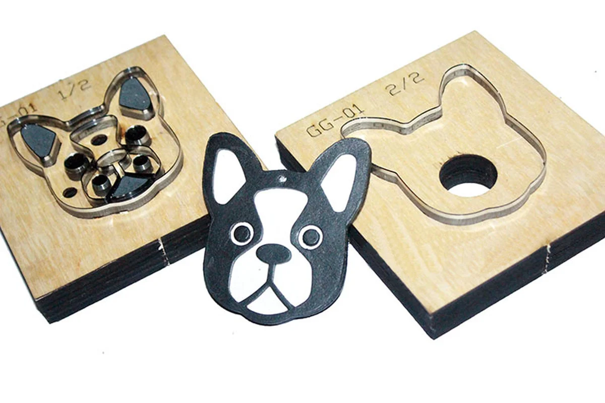 

Leather Die Cutter Japan Steel Blade Wooden Die French Bulldog Dog Pendant Leather Craft Punch Cut Knife Mould 65x73mm