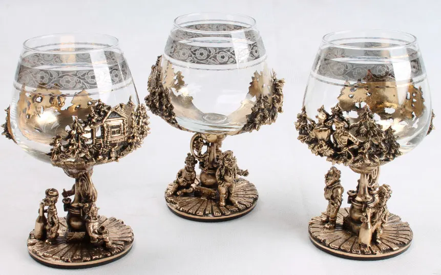 Рисунок 4 - Бизнес сувенир бокал для коньяка