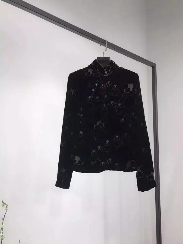 

Women Shirt 2019 New Chinese Style Cheongsam Buckle Velvet Panda Pattern Print Long-sleeved Shirt