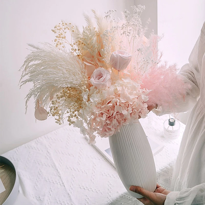 fresh eucalyptus flower arrangements