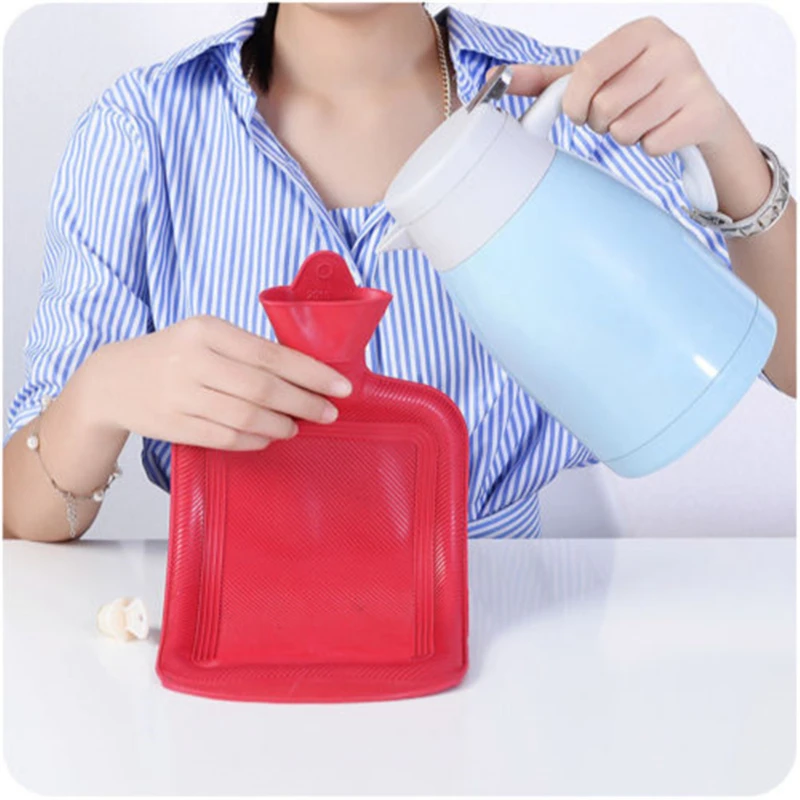 Botellas de agua calientes gruesas de 2000ML, botella de agua caliente de invierno de goma portátiles calentador de mano niñas bolsillo pies de mano bolsa de agua caliente