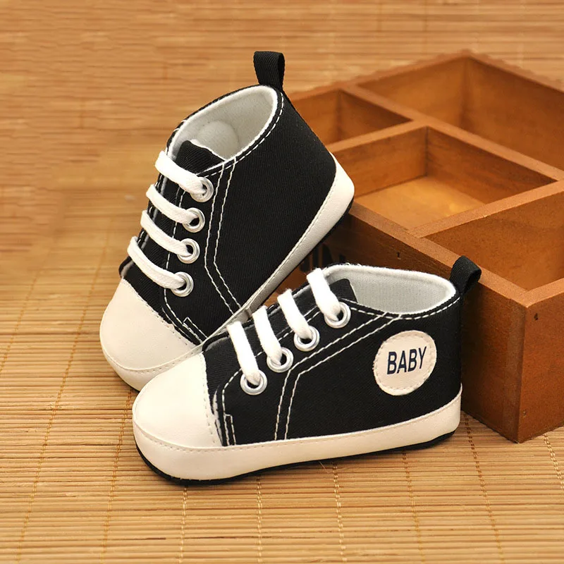 Новые парусиновые классические спортивные кроссовки для новорожденных мальчиков и девочек; обувь для первых шагов; обувь для малышей с мягкой нескользящей подошвой; детская обувь - Цвет: Black Baby