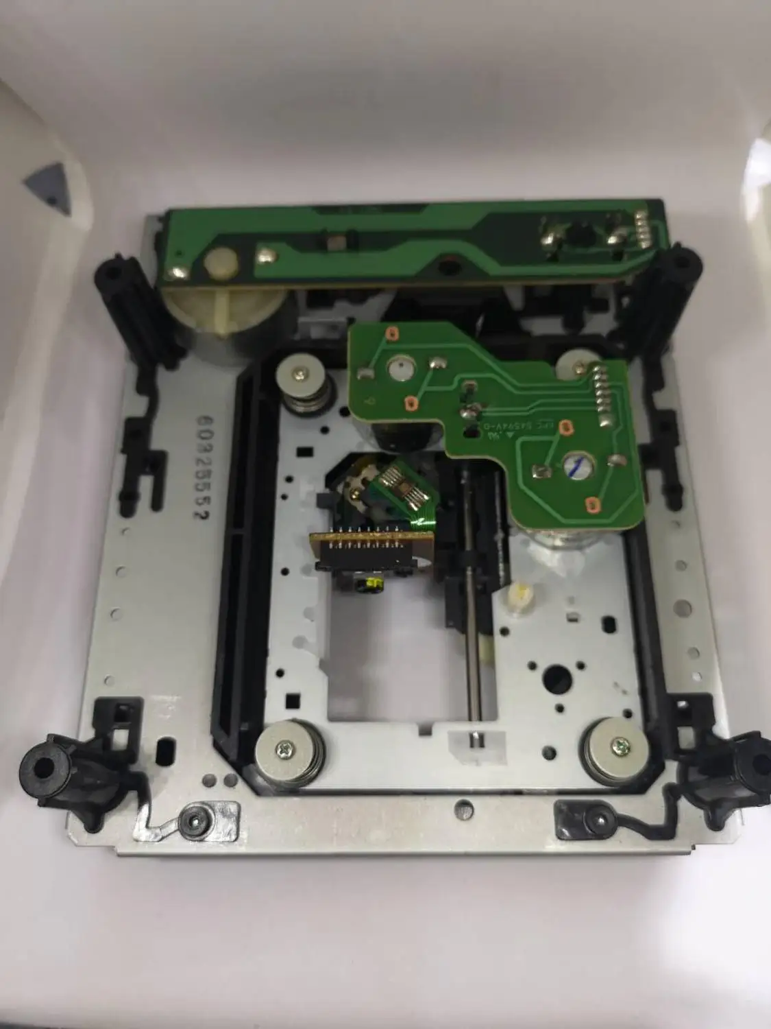 Brand Novidades Laser Lens Optical Pick-ups Assembleia Armazém Ksl2130ccm Kss-213c Kss-213vs Wsl-2130v Kss-213b Kss-213v - Image 2