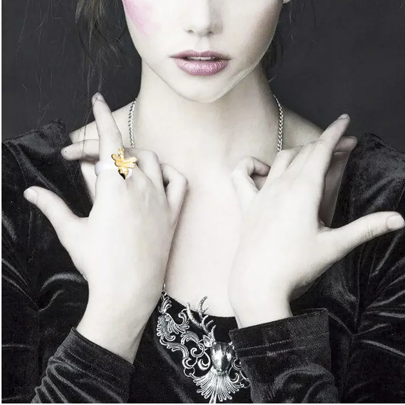 Простой золотистый Bee кольца на палец керамические золотые молотковые