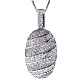 

Beautiful pendant sterling silver 925mls with to microengastado in zircons high quality.