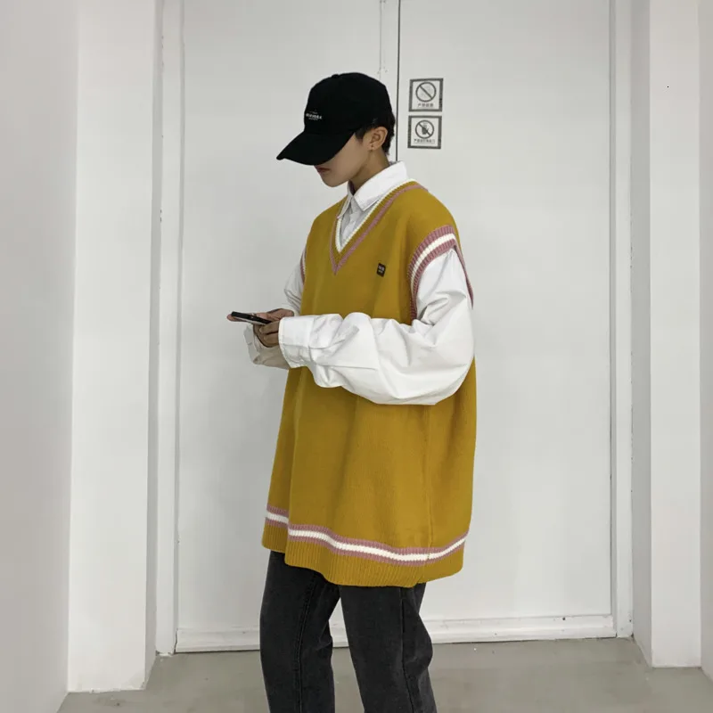 Autumn New Sweater Vest Men Fashion Contrast Color Casual V-neck Knit Sweter Men Street Loose Pullover Vest Sweaters Man Clothes Autumn New Sweater Vest Men Fashion Contrast Color Casual V-neck Knit Sweter Men Street Loose Pullover Vest Sweaters Man Clothes