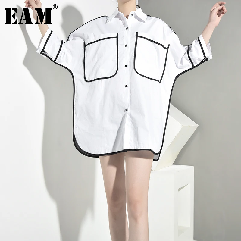 

[EAM] Women Big Pocket Split Big Size Blouse New Lapel Three-quarter Sleeve Loose Fit Shirt Fashion Spring Autumn 2019 JT6090
