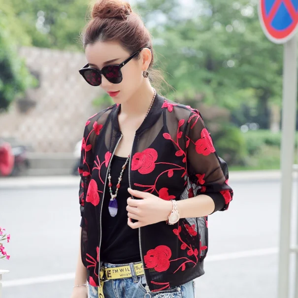 Summer Embroidery Short Jacket Women Sun Protection Clothes Fashion Sweet Thin Coat Baseball Bomber Jacket Chaqueta Mujer AQ719