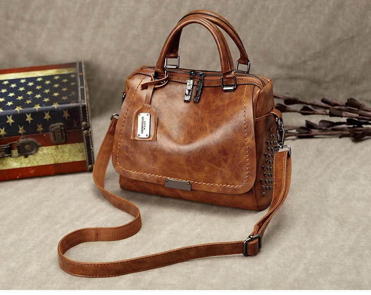 Новая модная винтажная Портативная сумка-мессенджер из искусственной кожи с заклепками на одно плечо, роскошные женские сумки, дизайнерская женская сумка-тоут