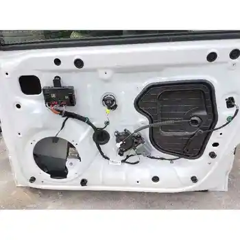 

5Q0959802B WINDOW MOTOR FRONT RIGHT SEAT LEON ST (5F8)