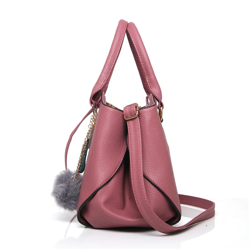 

2019 New Style WOMEN'S Bag Fashion Three-piece Set Different Size Bags Simple Embossed Leather Large Capacity Bag Send Furry Bal