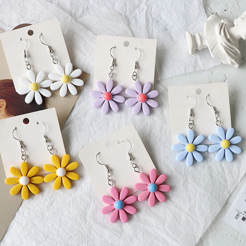 Korean Style Small Daisy Flower Drop Earrings Cute For Girls Lovely Summer Fashion Personality Jewelry Gifts Earrings Trend