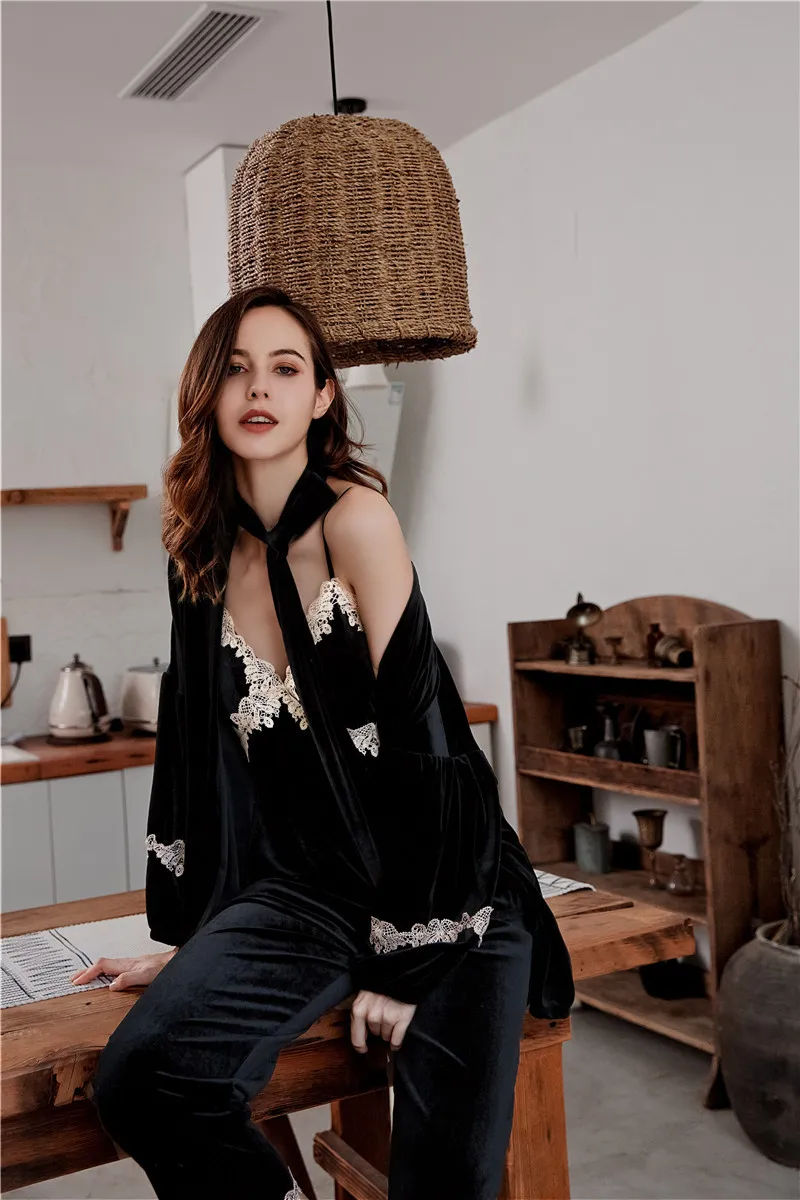 11909571147_1992033555