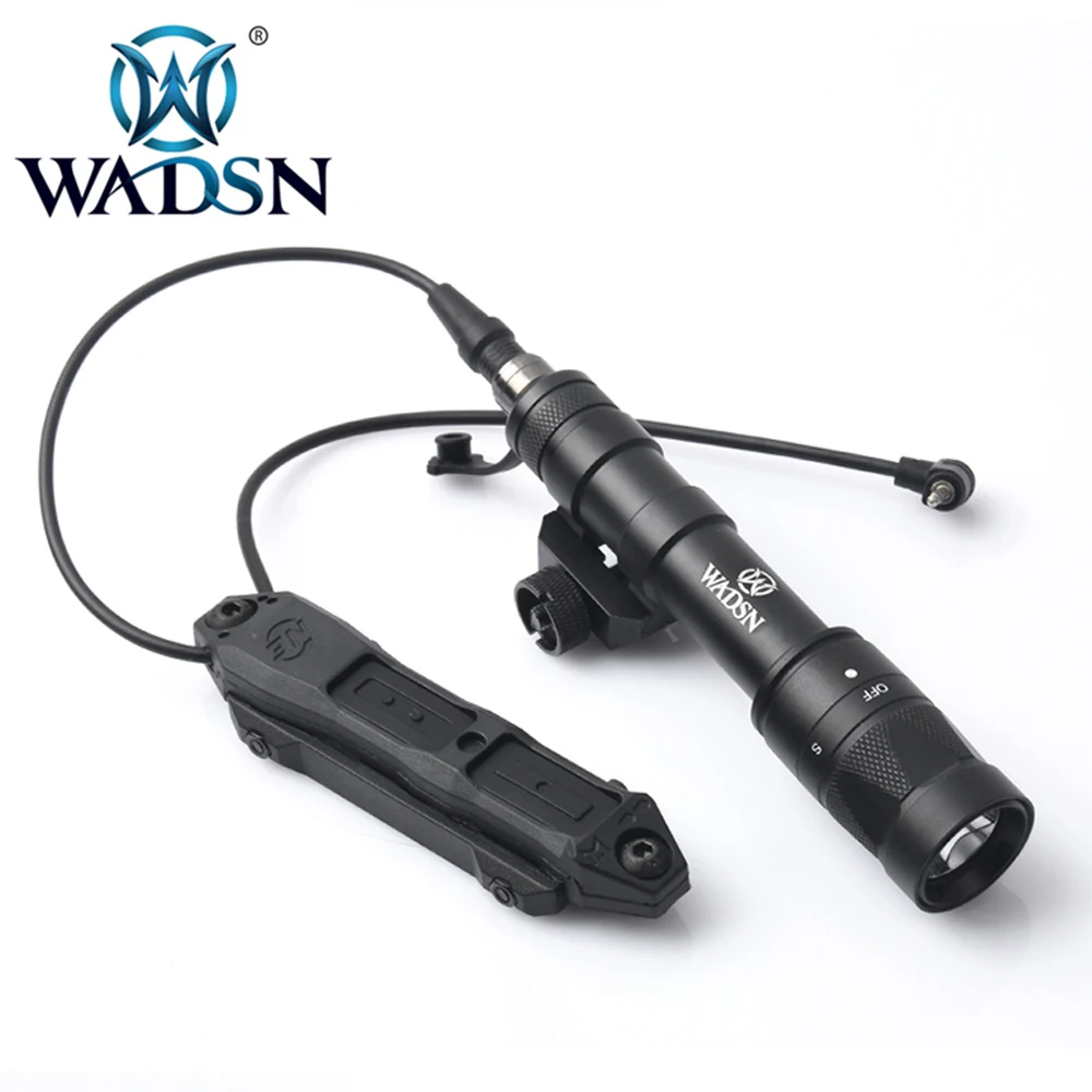 

WADSN Tactical Flashlight SF M600W SCOUTLIGHT LED Strobe Output Torch With Remote Pressure Switch Hunting Lamp Weapon Light Kits