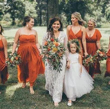 

Beach Country Bohemian A-Line Bridesmaid Dresses Long Plus Size Burnt Orange Wedding V-Neck Criss Cross Prom