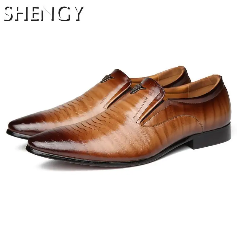 Новинка 2020 мужские кожаные туфли повседневная обувь в стиле ретро с крокодиловым