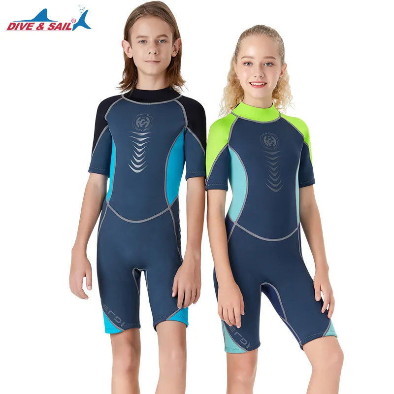 Костюм для серфинга мужской. Hfpvths ltncrb[ ublhjrjcn. Мужские костюм спф. Dive sail. Man in wetsuit.