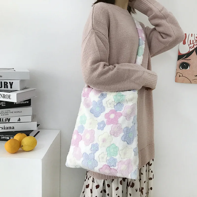 

Multicolor Flowers Plush Material Messenger Bag Large Capacity Student Shoulder Bag Female Shopping Tote New Original