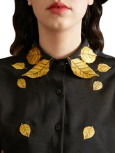 

2022 Spring Women Golden Leaf Embroidery Bat Sleeve Original Design Shirt