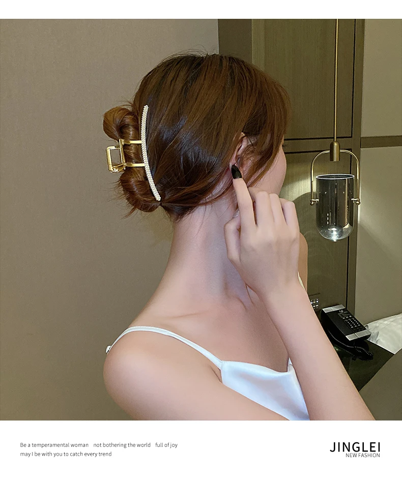 Metal Pearl Clip Women's Summer Metal Hairpin Back Of Head Large Shark Clip Temperament High Sense Binding Headdress For Girls mini hair clips