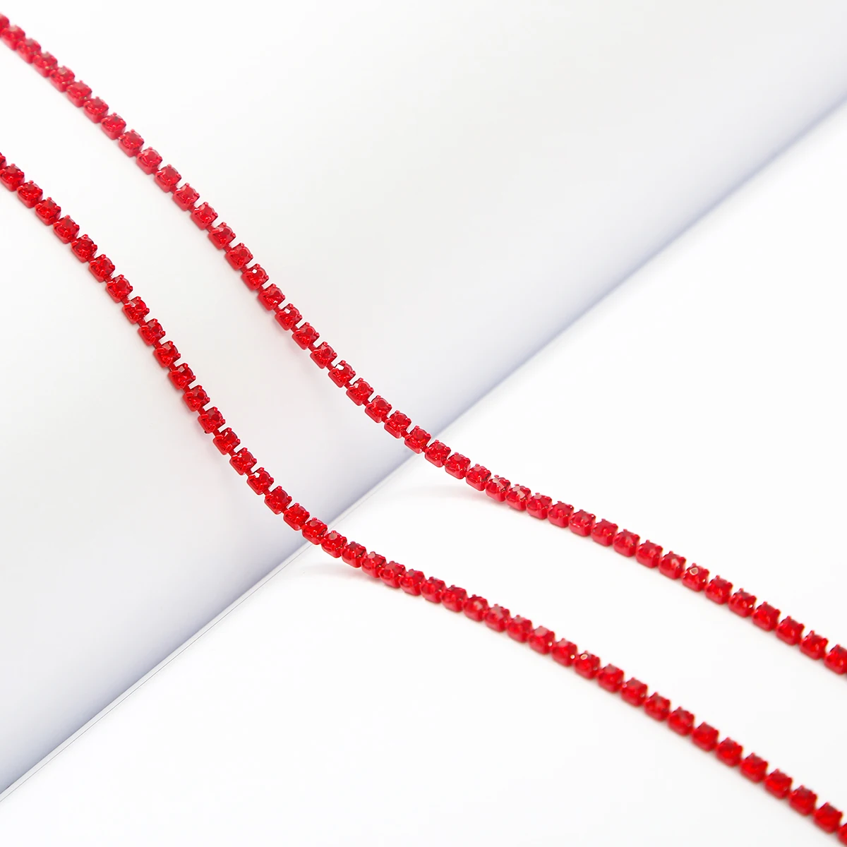 Colorful Rhinestone Chain for DIY Sewing and Clothing Accessories