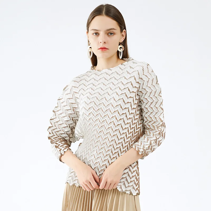 

T-Shirt For Women 45-75KG Large Size Autumn Winter 2020 Skin Texture Elastic Miyake Pleated Round Neck Loose Print Tops Female