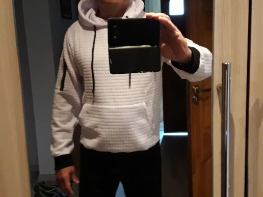 U98cc8c1a84274e729c4d7e8b9c0a06b2n