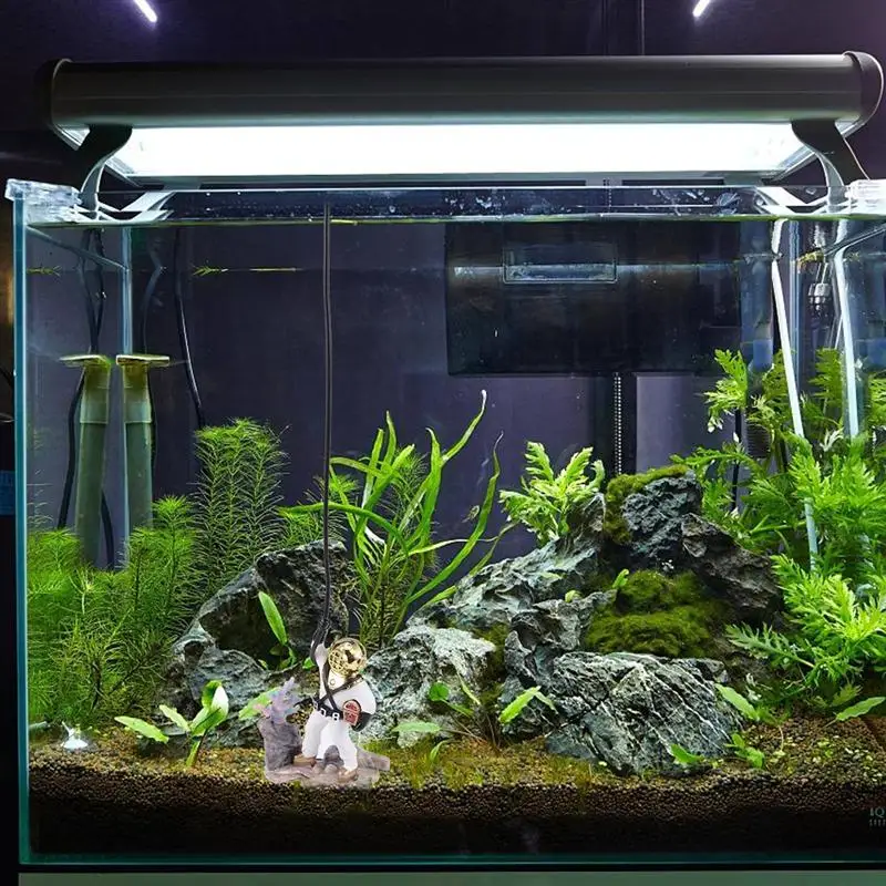 1 Pcs Fish Tank Ornament Exquisite Diver Man Shape Decoration Fish Tank Decoration Fish Tank Adornment For Store Hotel Office