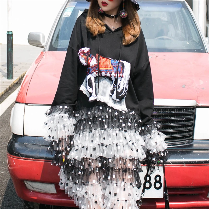 Платье-толстовка с капюшоном и аппликацией животного свободное газовое платье в