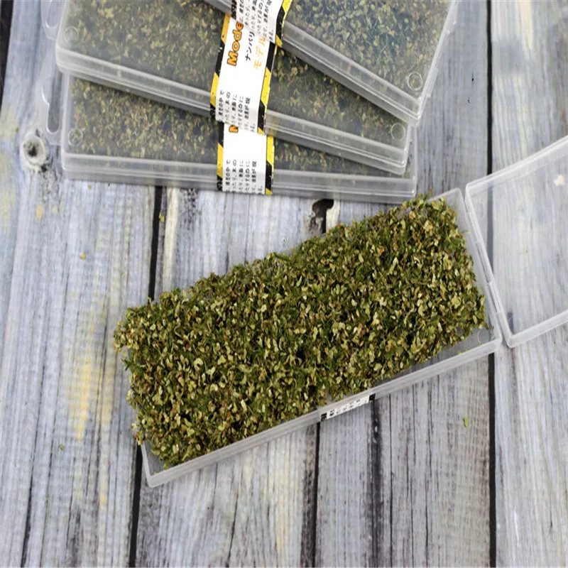new grass ho train layout05