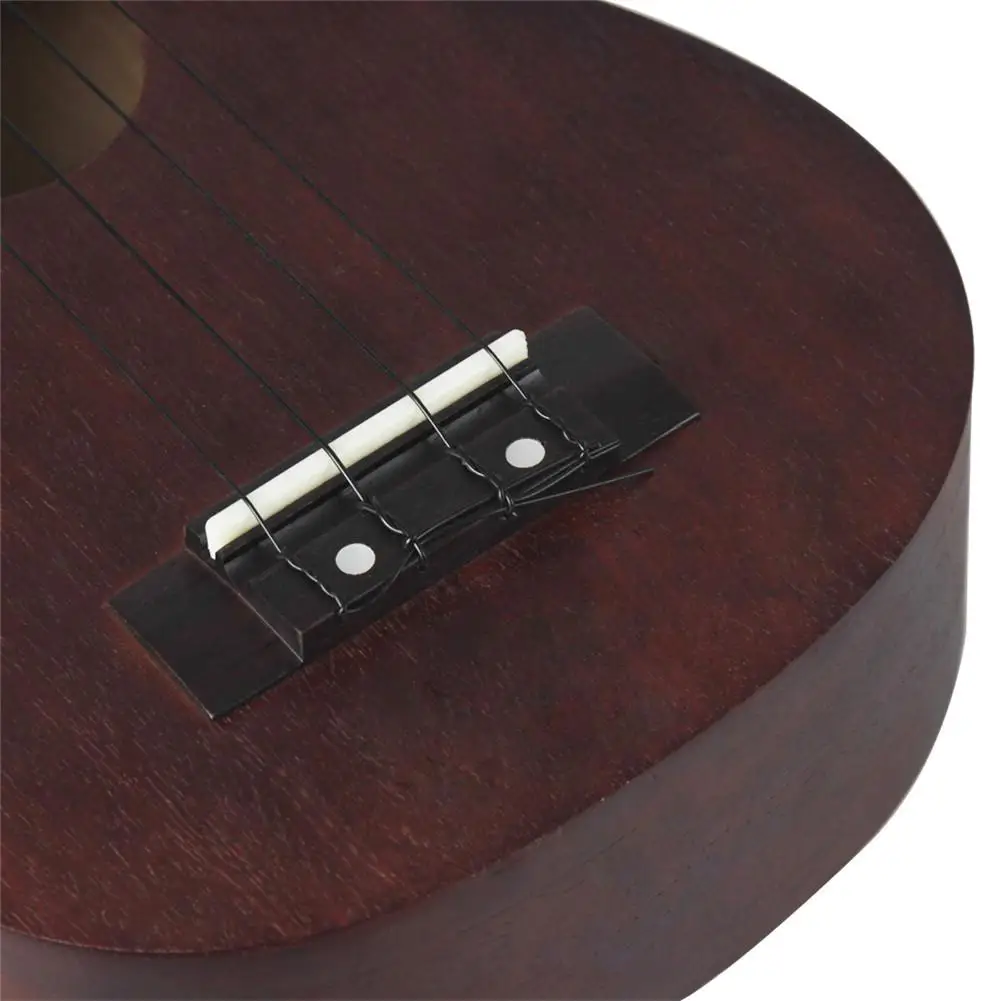 21 дюймов Sapele Ukulele маленькая гитара 15 Лада Ukelele комплект с ремешком Капо концертный музыкальный инструмент гитара ra электроакустика
