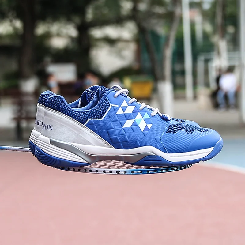 New Professional Badminton Shoes Men Light Weight Tennis Sneakers