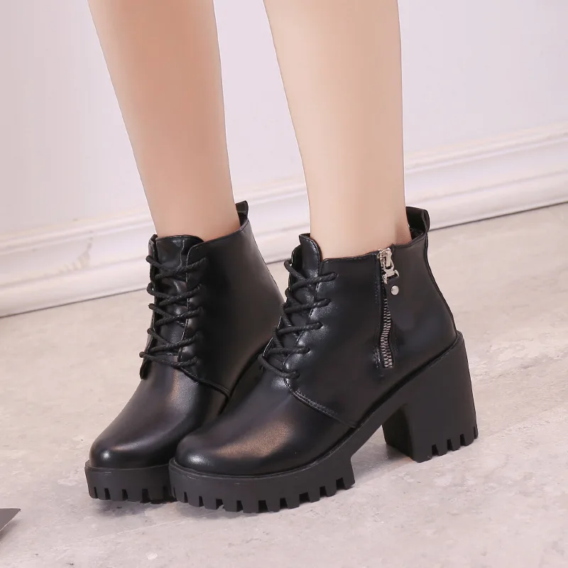 

Women's Boots 2019 Waterproof Platform High Heel Shoes Women's Winter Europe And America Short Boots Solid Color Side Zipper