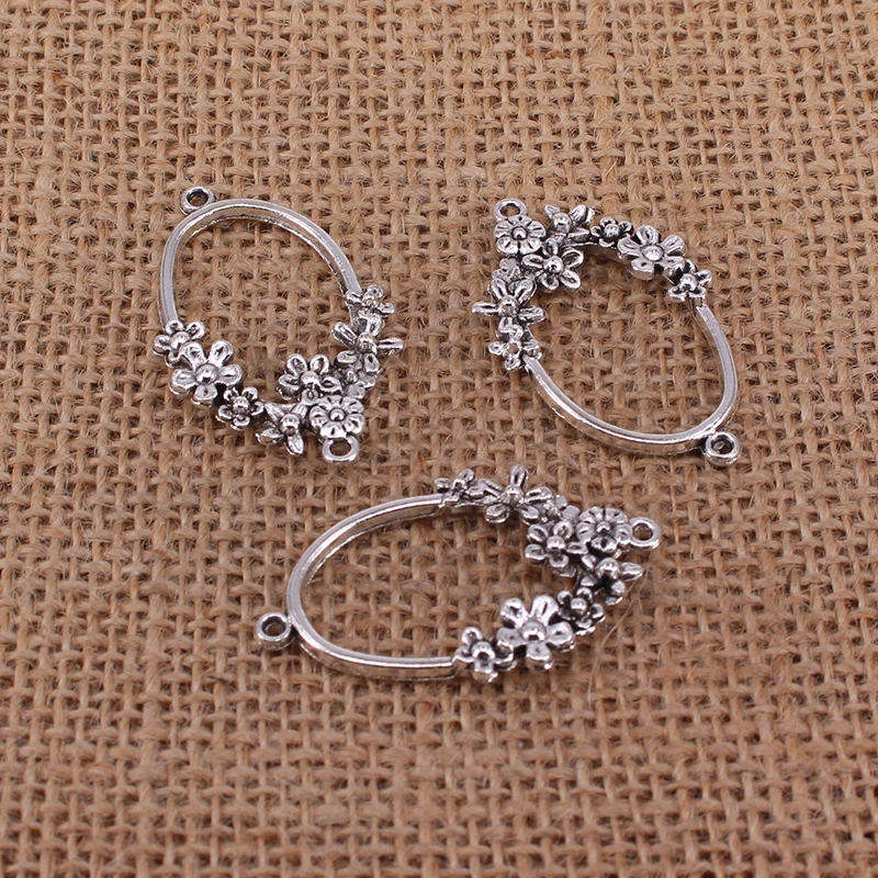 

4pcs Wreath Link Connector Charms 41x25mm Antique Silver Color Pendants for DIY Jewelry Making Findings Handmade Craft 3629