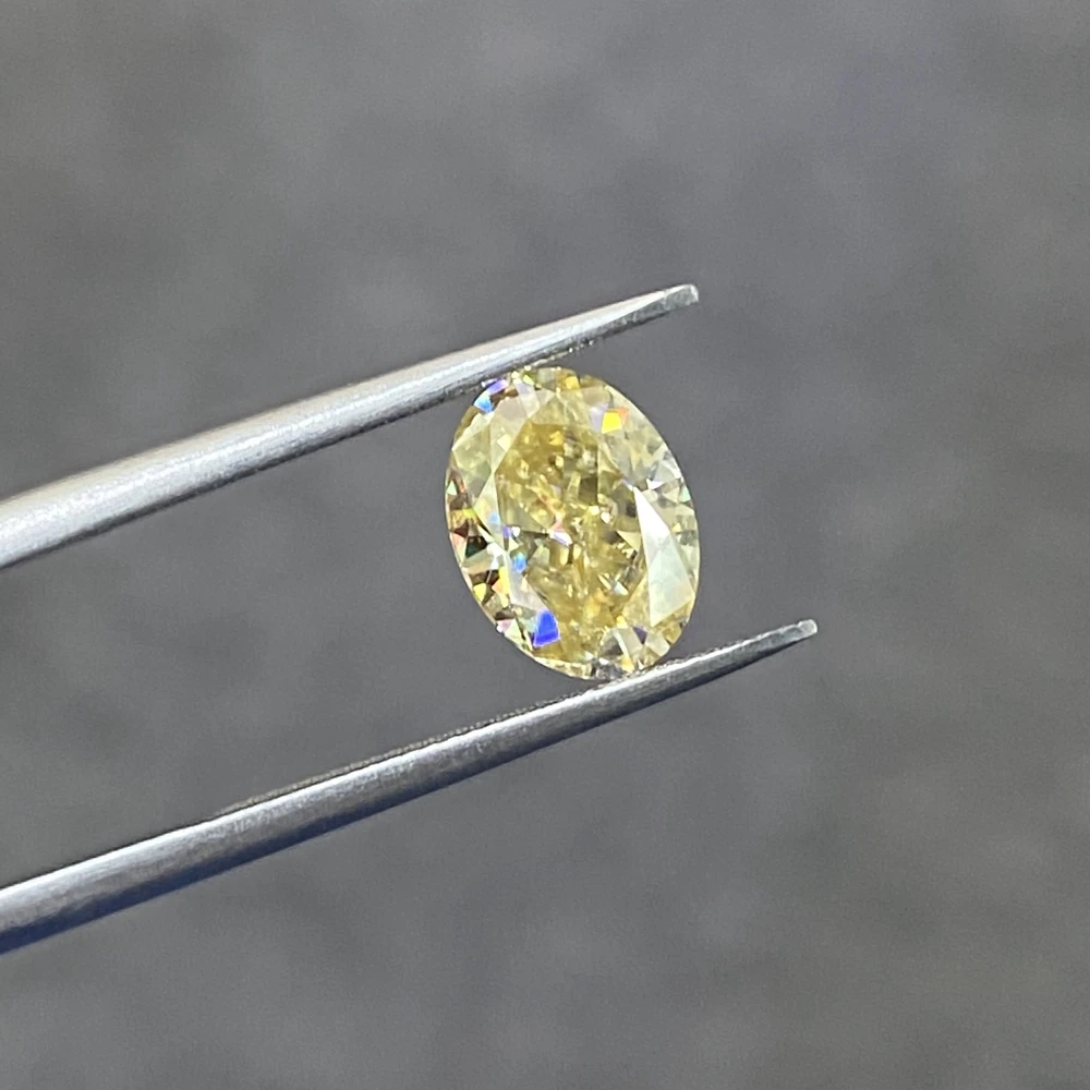 

Овальный ледяной раздавленный фантазийный желтый цвет 2 карата 7x9 мм Свободный бриллиант