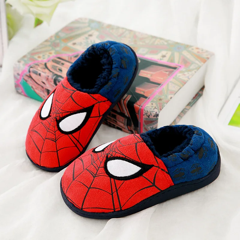 Тапочки для мальчиков и девочек; детская обувь с хлопковой подкладкой; домашняя обувь; Нескользящие Детские тапочки с рисунком Человека-паука; теплая домашняя обувь