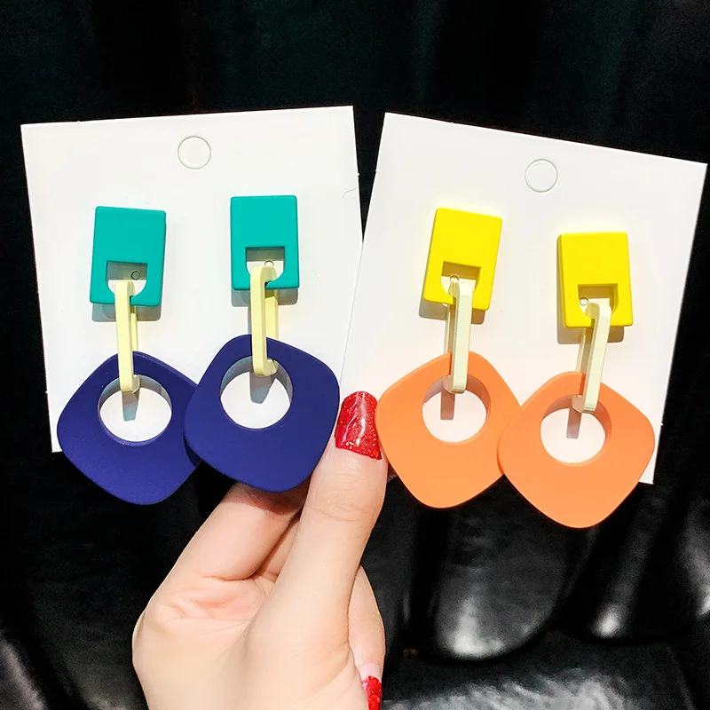 

Girls fashion earrings Acrylic eardrop Whimsy irregular earrings female cheese earrings White lotus root Asymmetric earrings