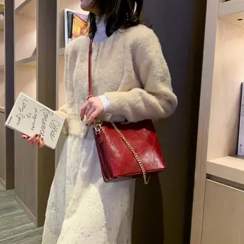 

Fashion Casual Shoulder Crossbody Bag Women PU Leather Large Capacity Lattice Solid Color Bucket Handbag Chain Bags