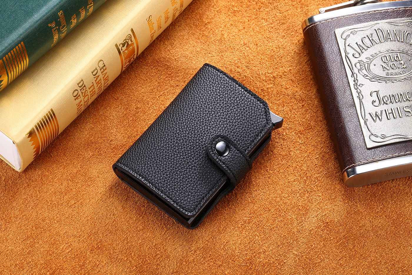 Bycobecy Blocking Rfid Men Vintage Credit Card Holder Metal Aluminum Business Bank Card Case Multifunction Travel Cardholder