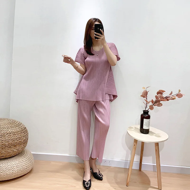 

Pant Suits Summer For Female 45-75kg 2020 Stretch Miyake Pleated Plus Size 2 Piece Set Round Neck Irregular Top + Wide Leg Pants