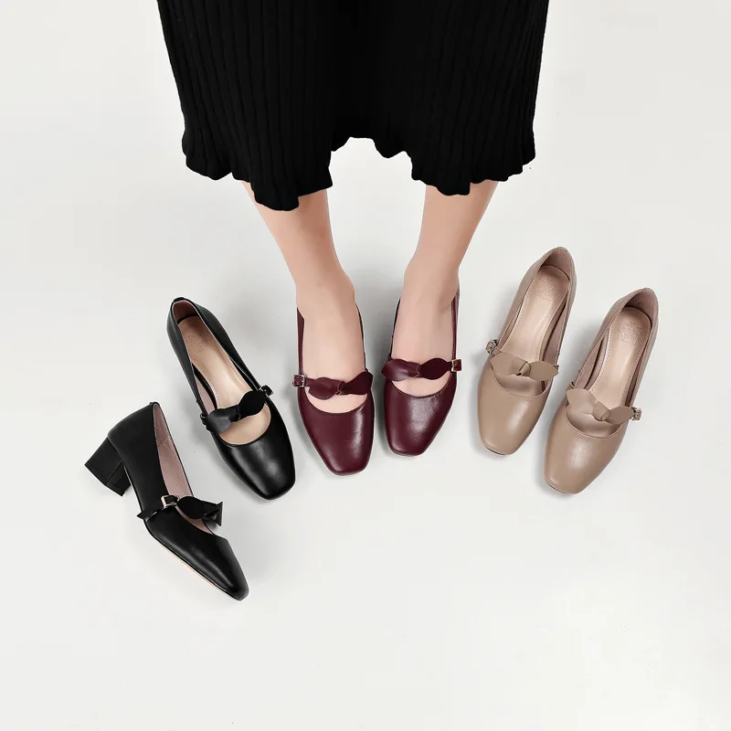 

2019 Spring New Style Women's Retro Straight-line Buckle Shoes Chunky Semi-high Heeled Shallow Mouth Bow Women's Genuine Leather