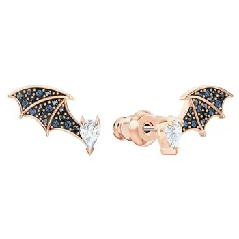 

High-quality SWA. New Bat Wing Retro Wind Crystal Bat Ear Nail