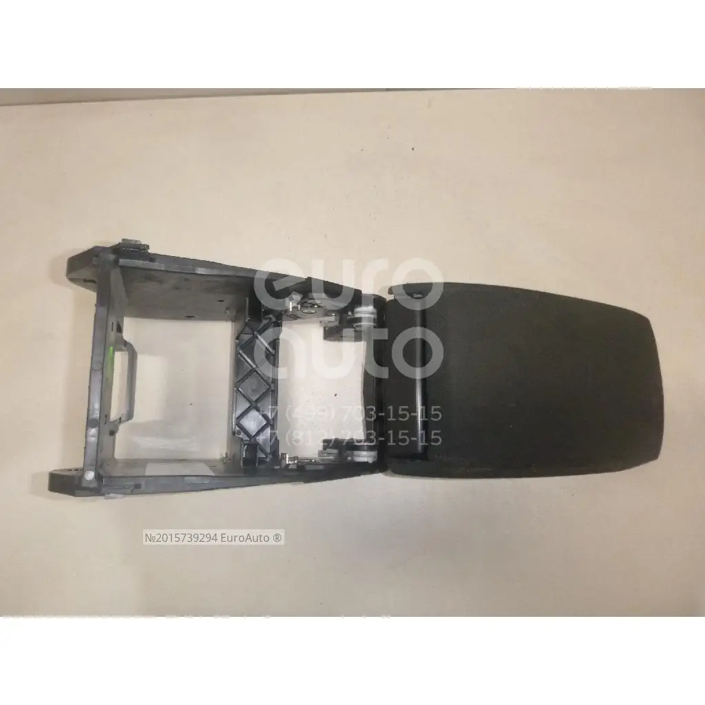 Подлокотник, состояние – Б/У,, для Skoda Octavia(A5 1Z-) 1Z0864207EFJL РЕГУЛИРУЕМЫЙ 1Z0864207EFJL