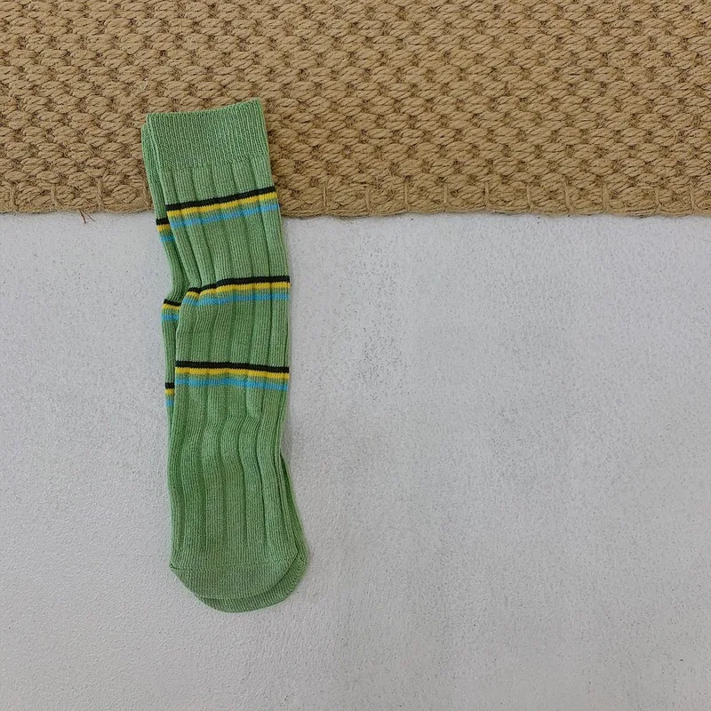 Детские носки Хлопковые гольфы для маленьких девочек короткие носки ярких цветов в полоску для детей от 2 до 12 лет - Цвет: green