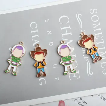 

Wholesale 40pcs/lot enamel alloy drop oil cartoon astronaut shape metal floating locket charms diy jewelry keychain accessory