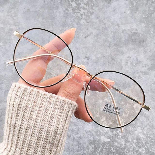 Anti-Blue Light Glasses Ultra Light Frame Computer Goggles Eye Protection Oversized Eyeglasses Women Fashion Glasses