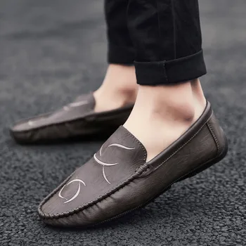 

Casual Shoes Men's Spring Man Flats Shoes Rubber Sneakers Slip On Leather Suede Males Loafers Shoes Moccasins Adults Masculinos